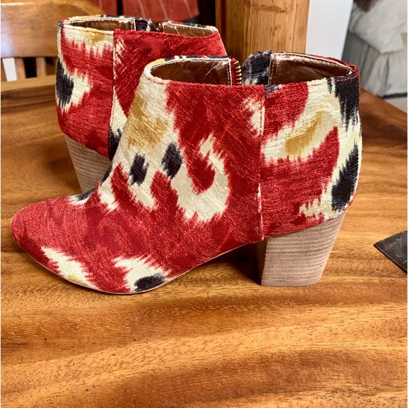 Anthro Velvet Ikat boots - Picture 15 of 15